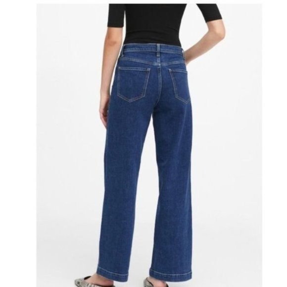 Banana Republic High-Rise Wide-Leg Button Fly Jean - 25 - Picture 3 of 10
